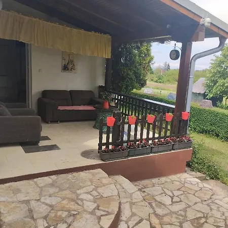 Kosmaj Dan Belgrade, Sopot Apartment Belgrad